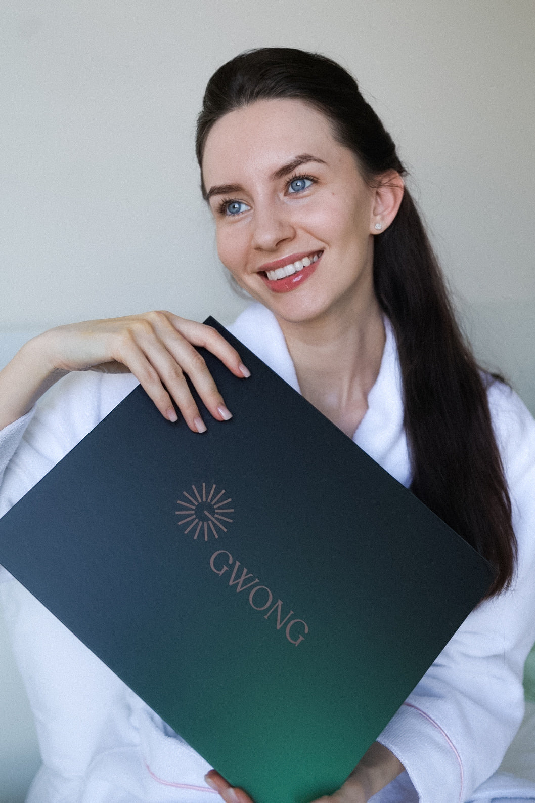 Gwong Premium LED Light Therapy Face Mask